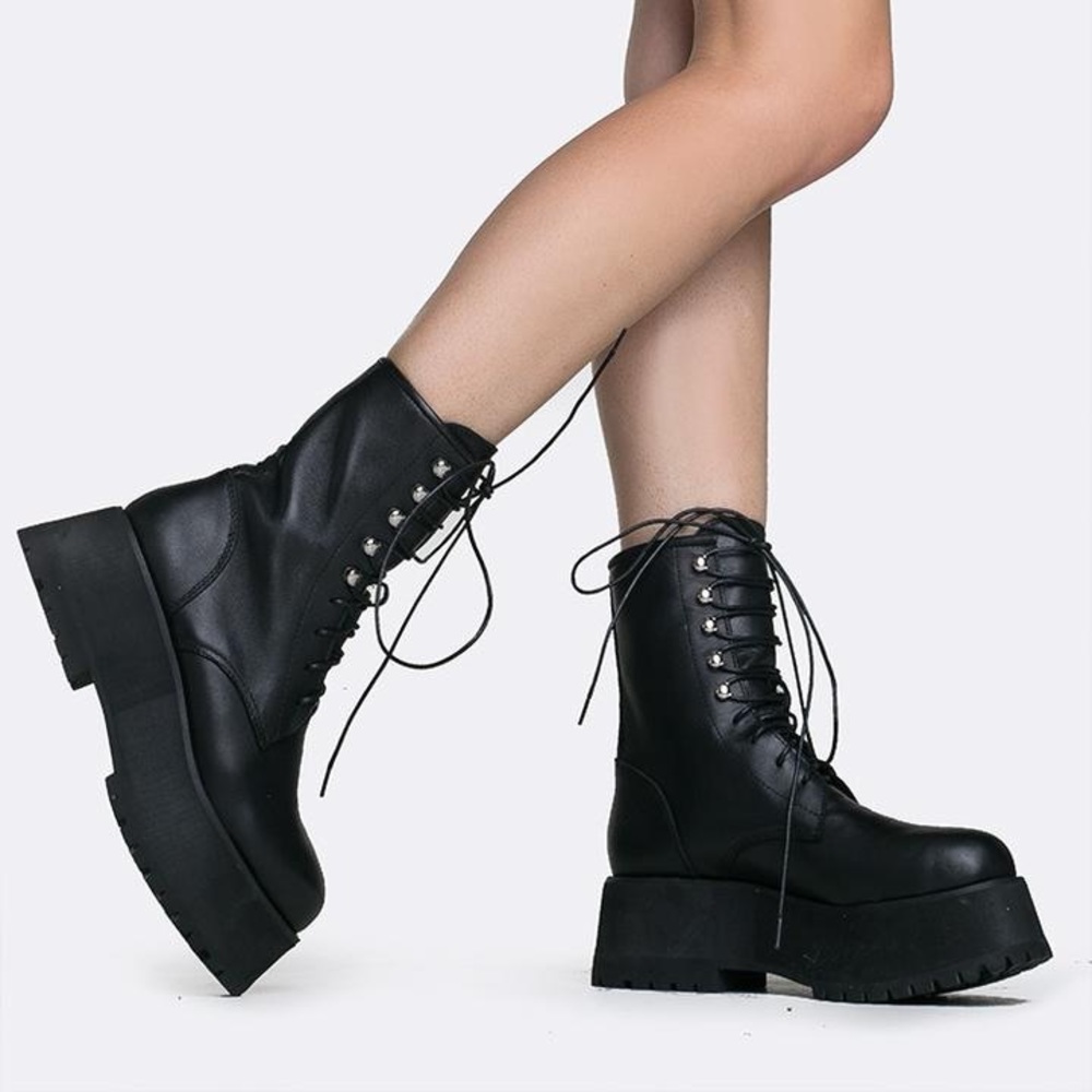 UNIF ARMADA BOOT